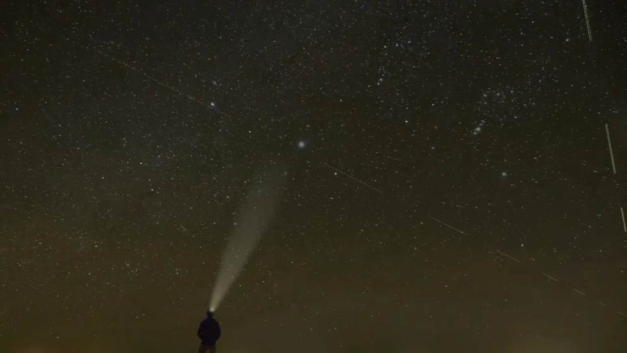 Quadrantidele, prima ploaie de stele căzătoare din 2021! Cum putem observa fenomenul astronomic / Pământul, cel mai aproape azi de Soare (VIDEO)