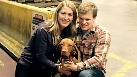 Un câine care a călătorit peste 3.800 de kilometri s-a reîntâlnit cu stăpânii săi