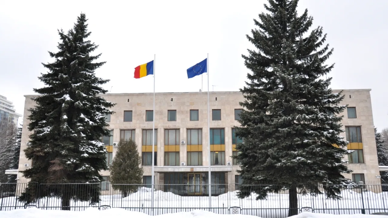 Rusia a declarat „persona non grata” doi diplomați români la Moscova. MAE: Măsura, „neîntemeiată în raport cu prevederile Convenției de la Viena”