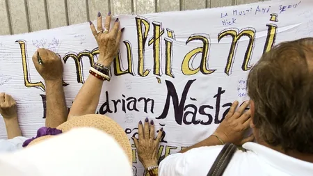 Ce cadou a primit Adrian Năstase de Anul Nou de la colegii din penitenciarul Jilava