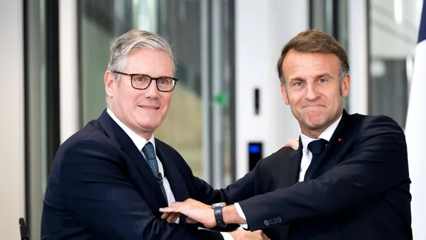 Franța și Marea Britanie au convenit asupra unui SCHIMB de migranți/ Starmer salută acordul „inovator” dintre cele două state