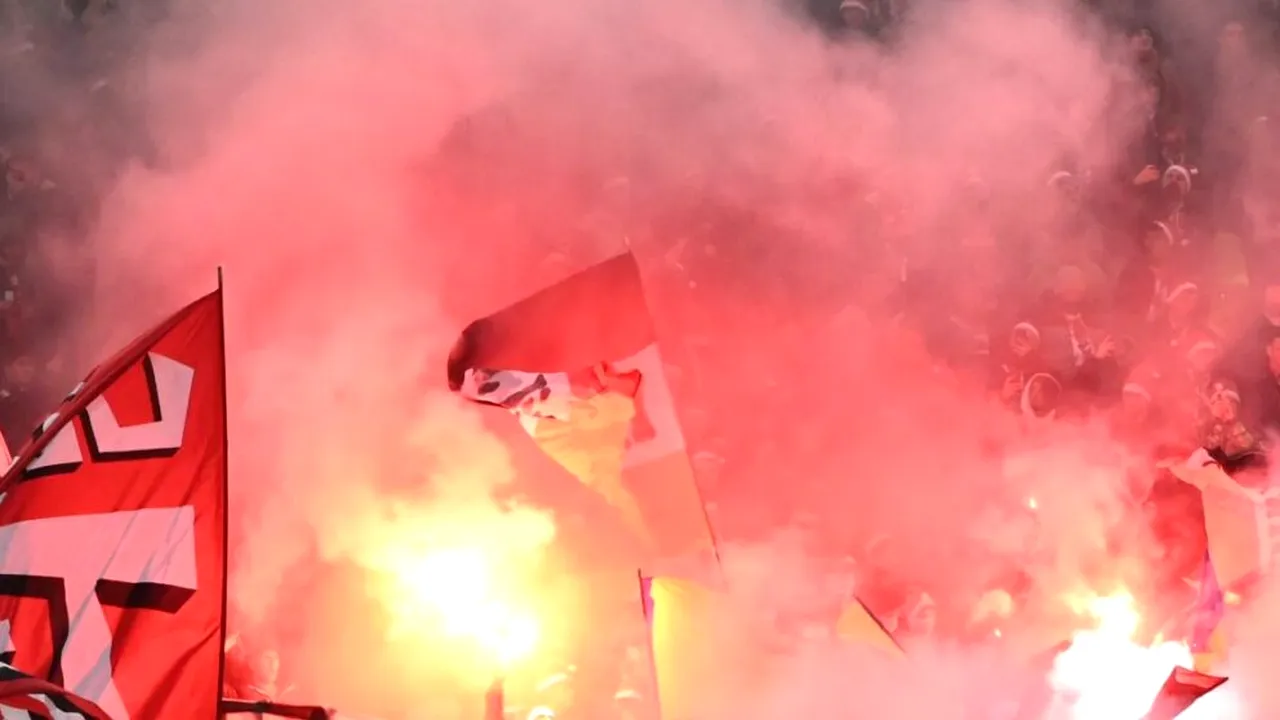 Ce amenzi a dat Jandarmeria București după meciul Dinamo - Rapid. „Au fost foarte multe petarde”