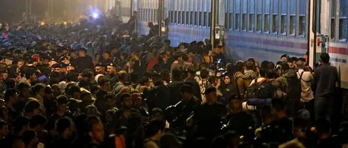 O mie de imigranți au trecut duminică din Croația în Slovenia, la bordul unui tren