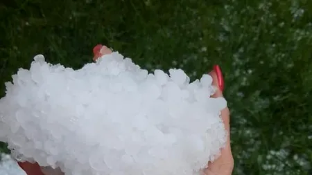 Cod portocaliu de ploi și grindină în Moldova și nord-estul Munteniei