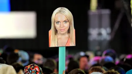 Lindsay Lohan, dată în judecată de un dezvoltator web. Suma imensă pe care acesta o cere ca despăgubire