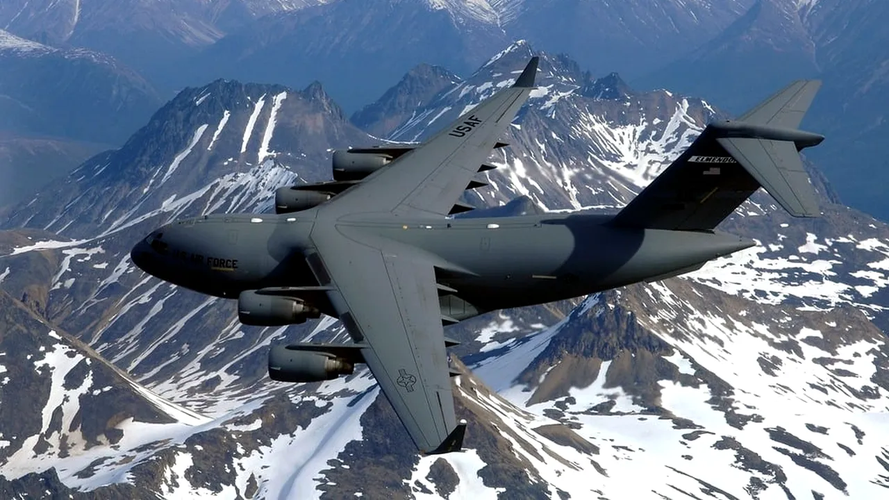 3 aprilie, calendarul zilei. Primul zbor peste muntele Everest/Atentat cu bombă la metroul din Sankt Petersburg