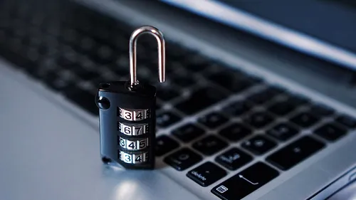 Hackeri români minează criptomonede folosind dispozitivele victimelor din toată lumea