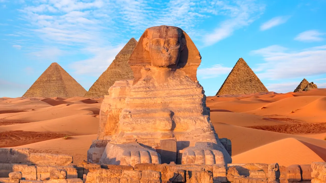 Descoperire surprinzătoare despre Sfinxul din Giza. Fosilele unui crocodil preistoric, găsite în rocile monumentului