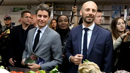 Sute de candidați s-au retras din turul secund al alegerilor din FRANȚA, în efortul de oprire a ascensiunii forțelor de extremă-dreapta