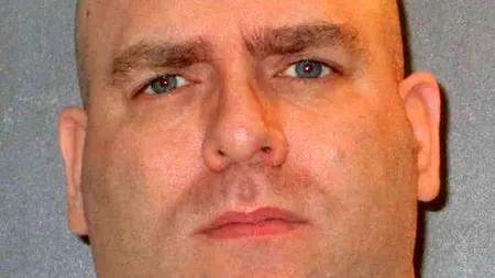 Ultimele cuvinte ale unui condamnat la moarte, care s-a considerat nevinovat până la final: „Îmi arde brațul drept. Simt gustul injecției letale / Sunt mielul de sacrificiu al Domnului