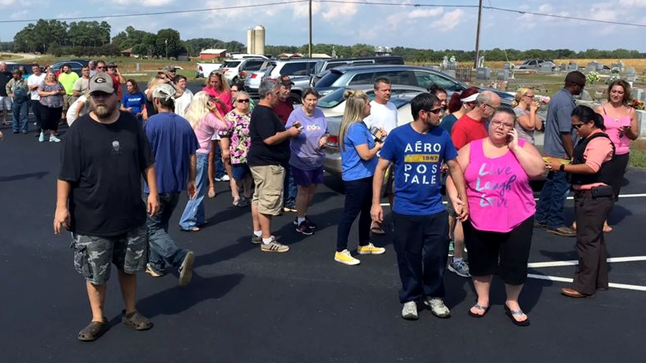 Atac armat într-o școală cu sute de elevi din SUA. Care este starea victimelor