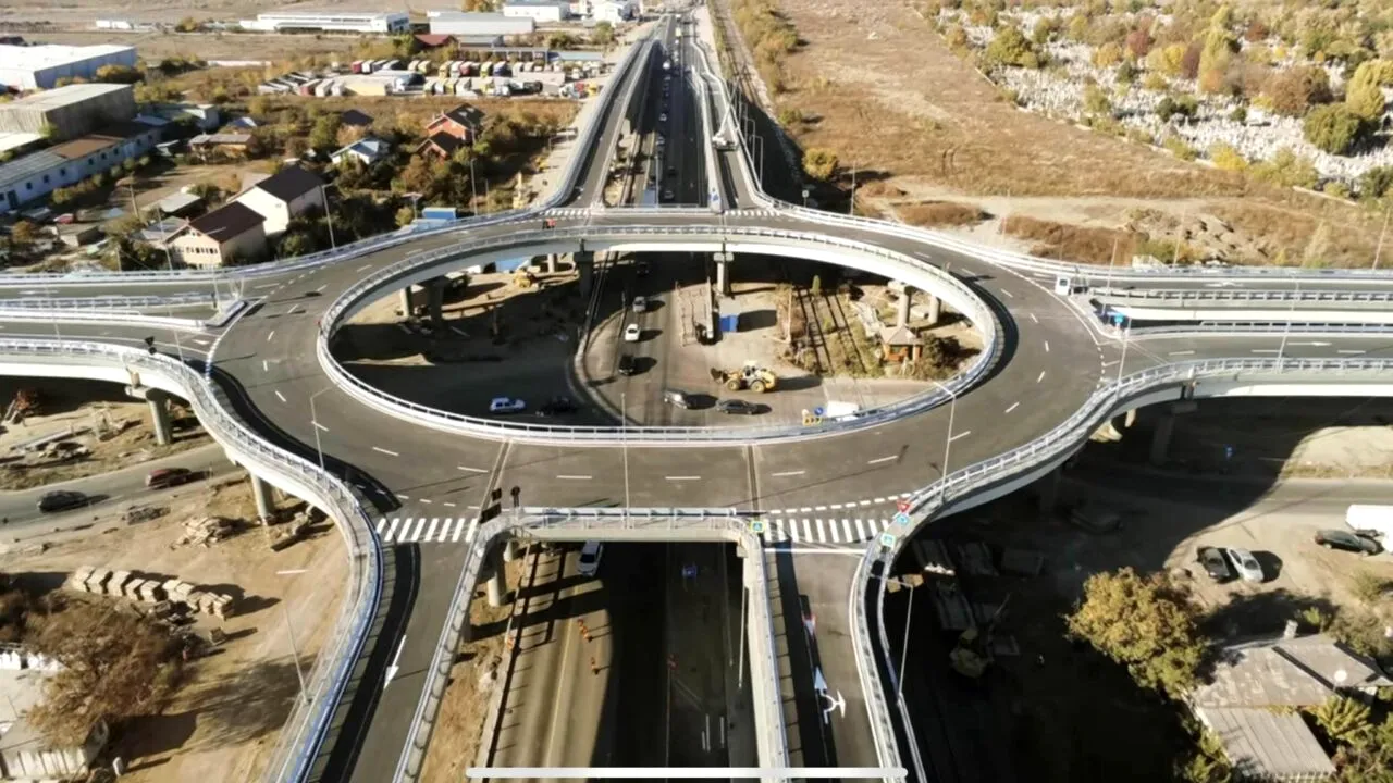 FOTO | Pasajul de la Domneşti va fi deschis mai devreme. Termenul prevăzut iniţial pentru inaugurare era 15 noiembrie 2022