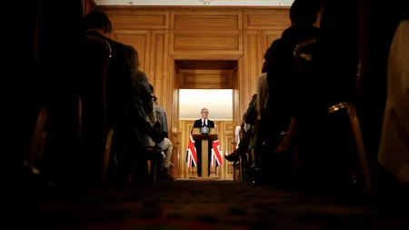 Marea Britanie interzice accesul la rețelele de socializare pentru tinerii sub 16 ani. Inclusiv chatbot-urile AI vor fi supuse unor restricții