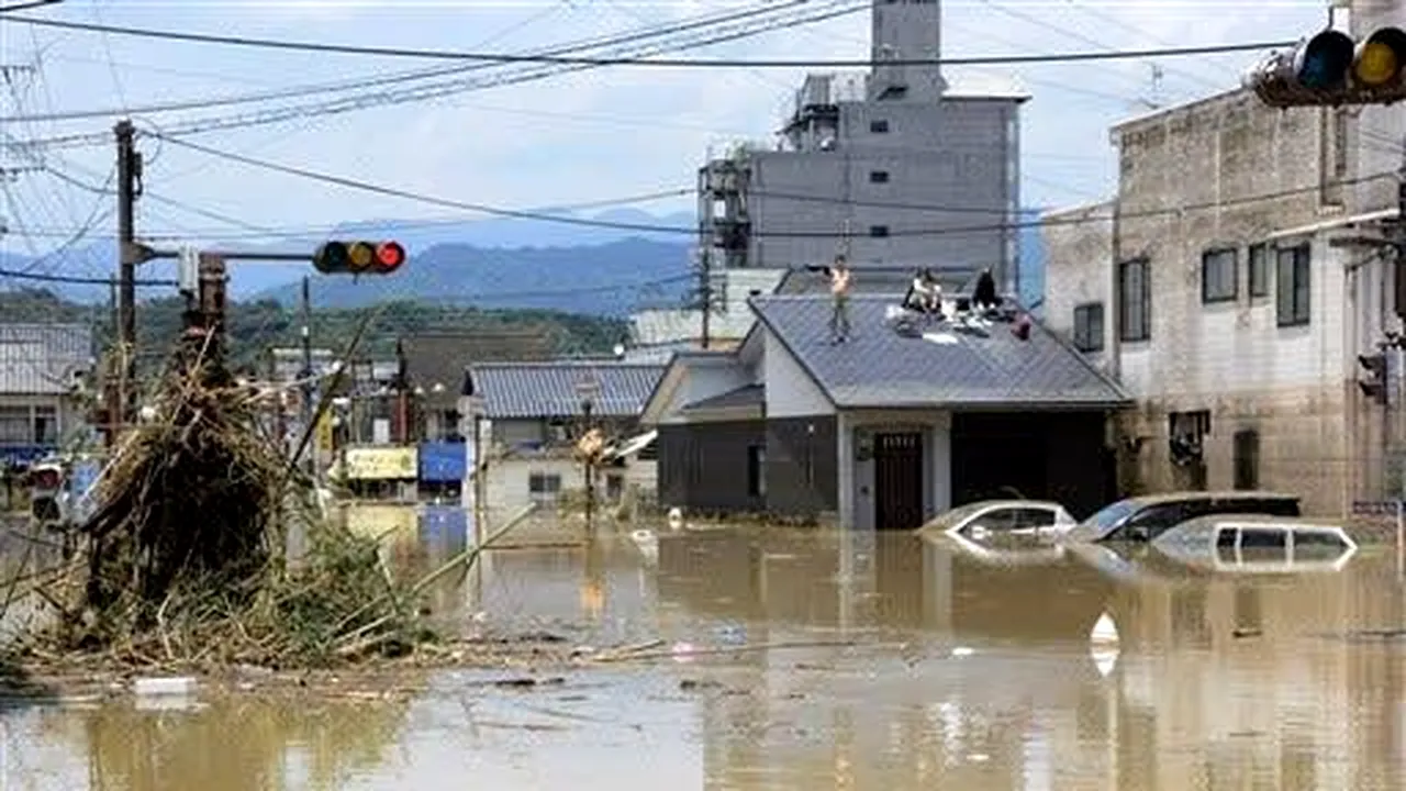 Cel puțin 72 de persoane și-au pierdut viața în urma incendiilor din Japonia. Statul oferă 3,3 miliarde de euro pentru reconstrucția zonelor afectate
