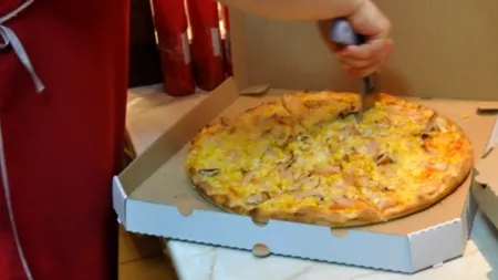 Surpriza de care a avut parte un băiat care livra pizza
