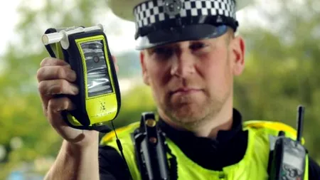 Un șofer britanic a fost arestat pentru că s-a urcat beat la volan. După câteva luni, i-a trimis o scrisoare polițistului care a surprins pe toată lumea 