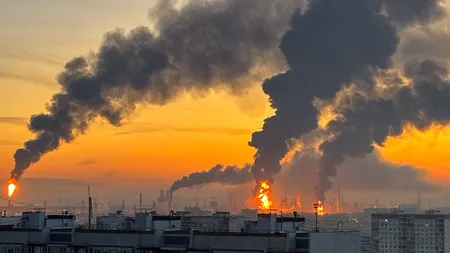 Ucraina a reluat atacurile asupra rafinăriilor de petrol ale Rusiei. Un incendiu a izbucnit la o instalație din Riazan