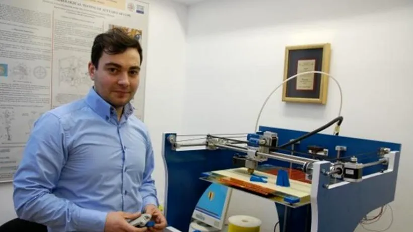 Un student din Galați a asamblat în premieră o imprimantă 3D în laboratorul facultății