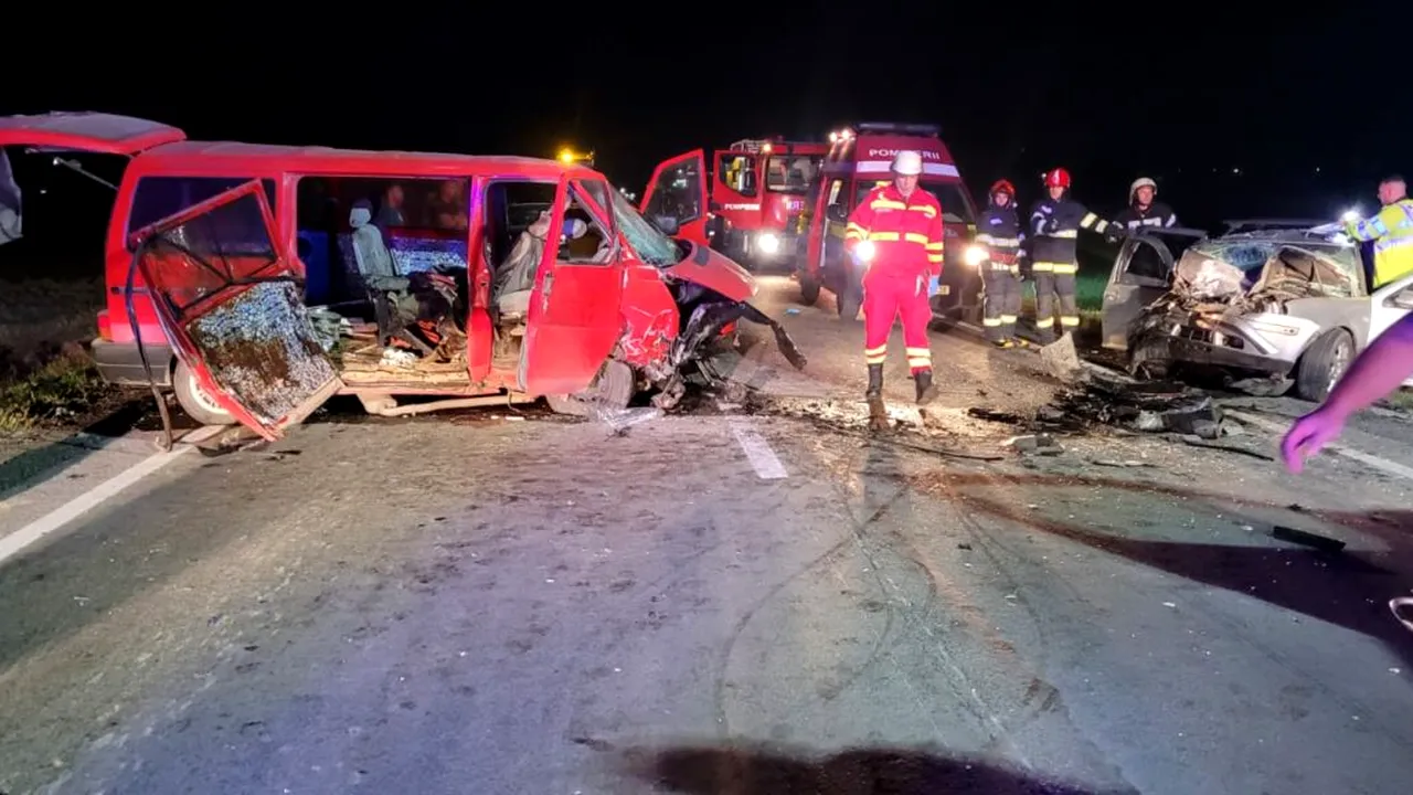 Accident GRAV în Feldioara, județul Brașov. Șapte persoane au fost rănite după impactul dintre un microbuz și un autoturism