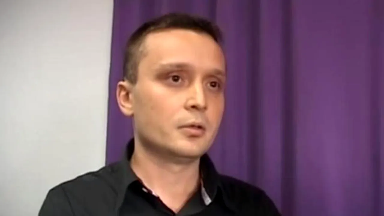 Un dentist a îndemnat-o pe mama unui copil să îl pălmuiască pentru a-i face anestezia