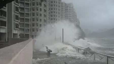 Super-taifunul RAGASA lovește sudul Chinei. Taiwanul își numără morții