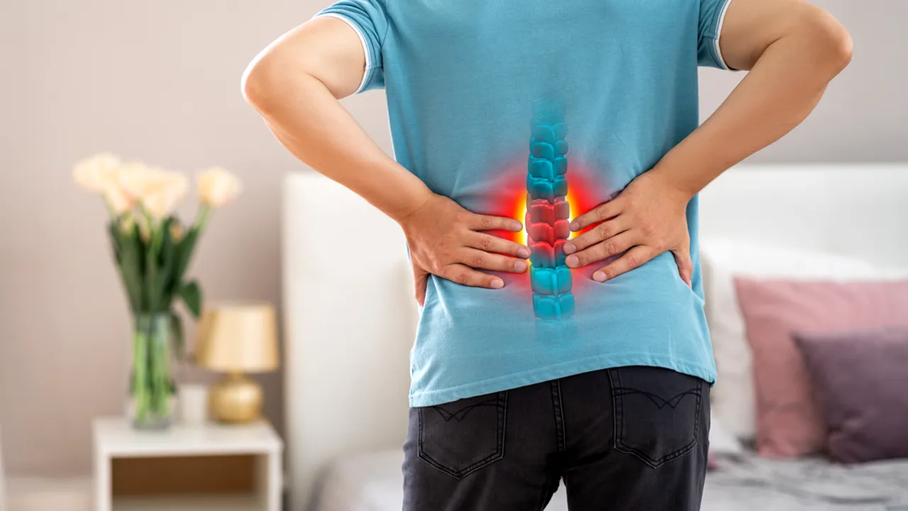 Ce boală poate indica DUREREA de spate, accentuată în ortostatismul prelungit?