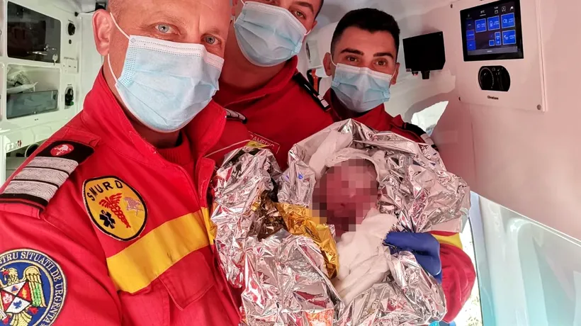 O femeie din Bistrița a născut în ambulanță! Paramedic: „A tremurat carnea pe mine de emoție și bucurie”