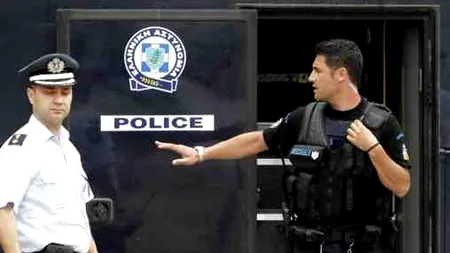 Ce au descoperit polițiștii în casa unui medic ginecolog român, stabilit în Grecia