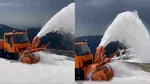 A început deszăpezirea pe Transalpina. Imagini cu utilajele la lucru