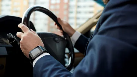 Șofatul ar putea fi interzis după 65 de ani. Unde s-ar putea întâmpla acest lucru