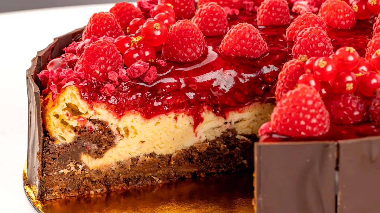 Rețeta de cheesecake cu care o româncă a devenit VIRALĂ pe Internet. Se prepară rapid și faci furori cu ea la masa de Revelion