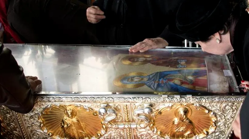 Câți credincioși s-au rugat la moaștele Sfintei Parascheva în cele șase zile de pelerinaj