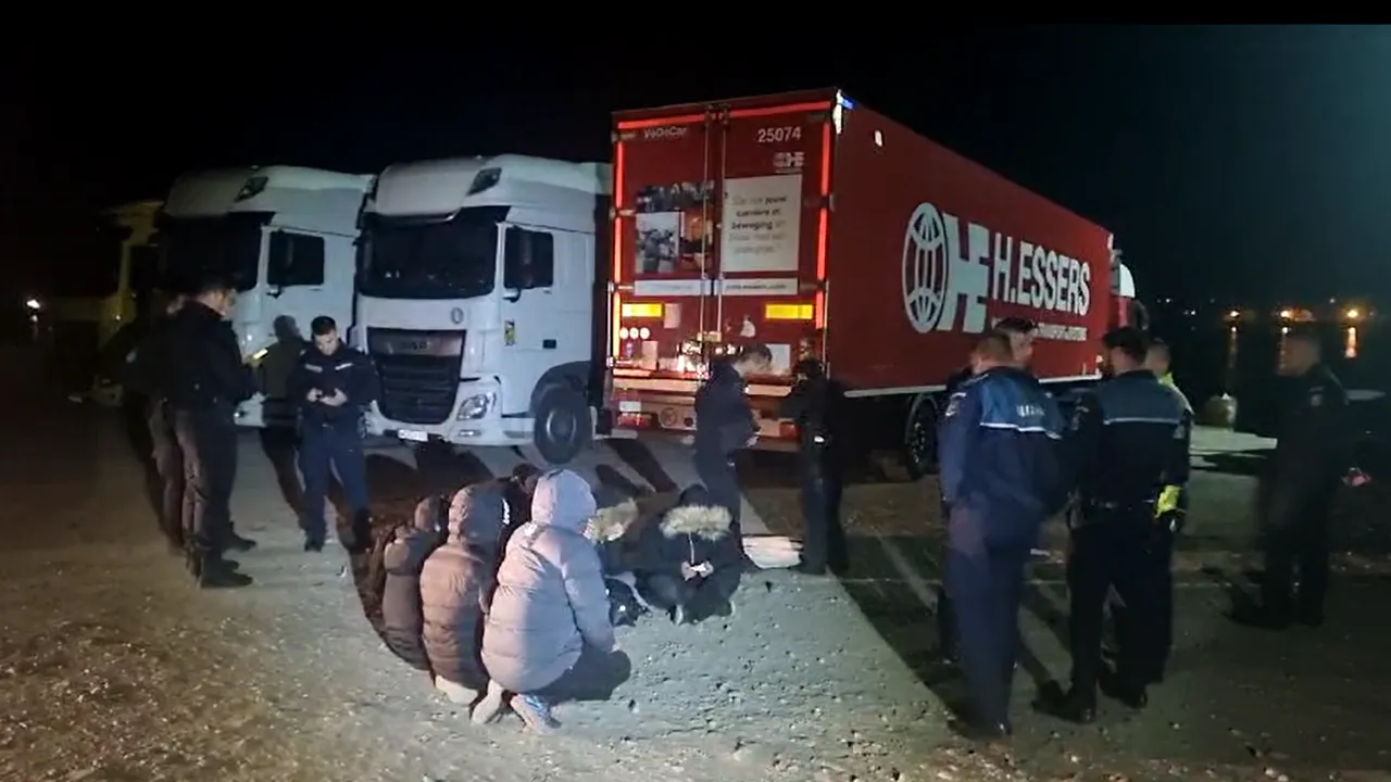 VIDEO: Autoturism ticsit de migranți, depistat în Mehedinți! Fiecare plătise câte 200 de euro călăuzei, pentru transport