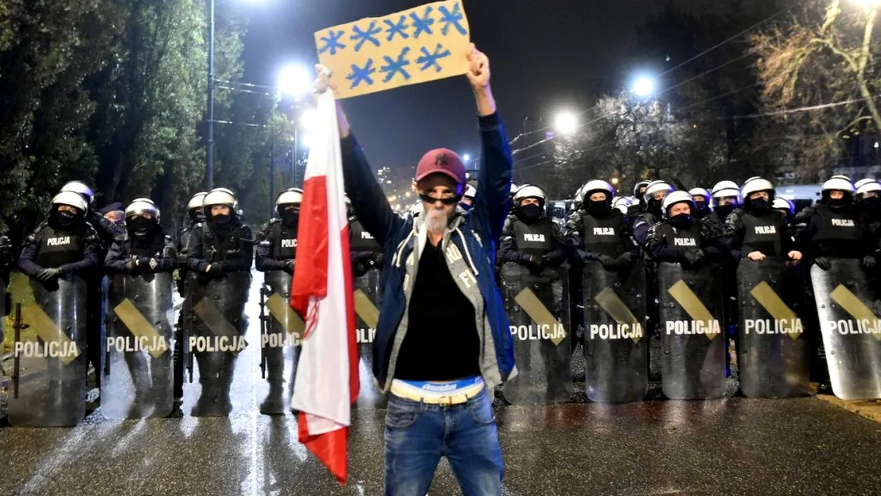 Noi proteste în Polonia față de legea care interzice aproape total avorturile