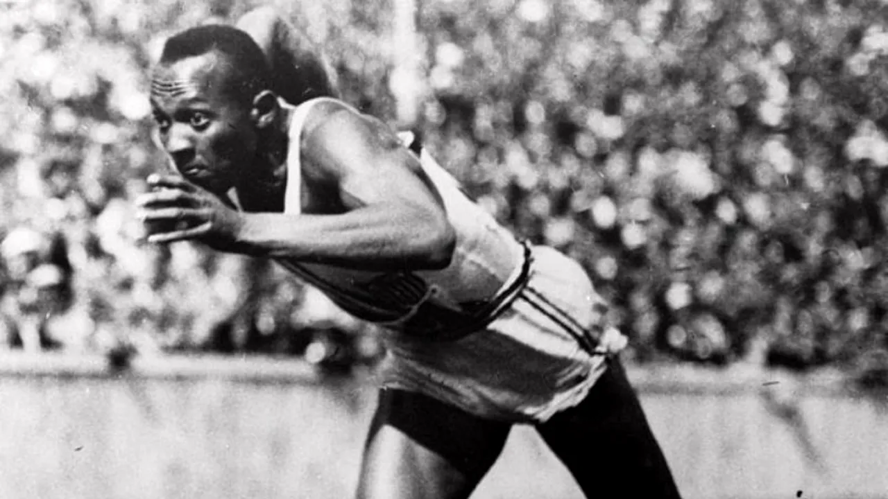 Medalie de aur a lui Jesse Owens, scoasă la licitație