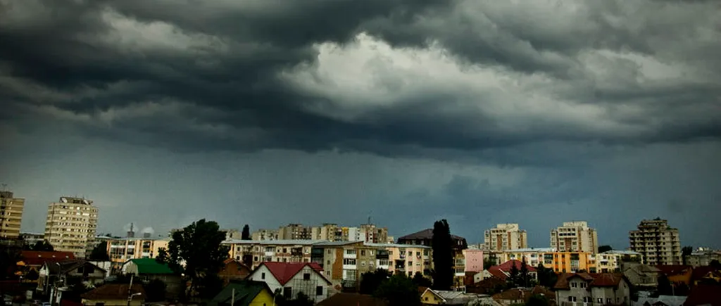 Efectele furtunilor: Peste 400 de familii nu au curent electric în județul Alba