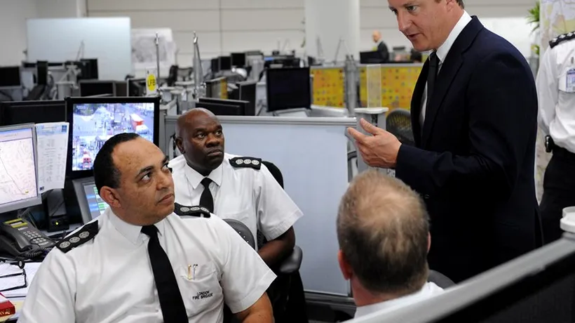 David Cameron ridică nivelul de alertă în Marea Britanie după atacurile din Franța. Mesajul pentru serviciile de securitate