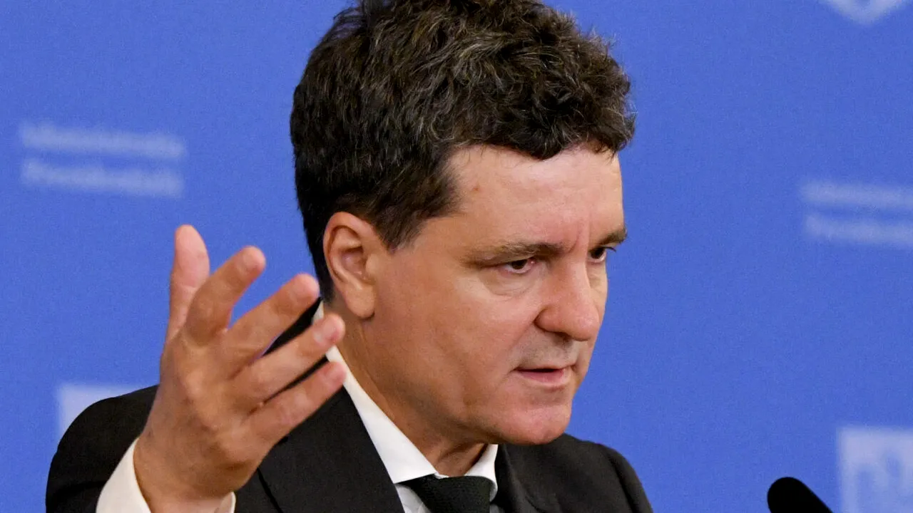 Nicușor Dan: Serviciile secrete nu s-au implicat suficient în problema anulării ALEGERILOR din decembrie 2024