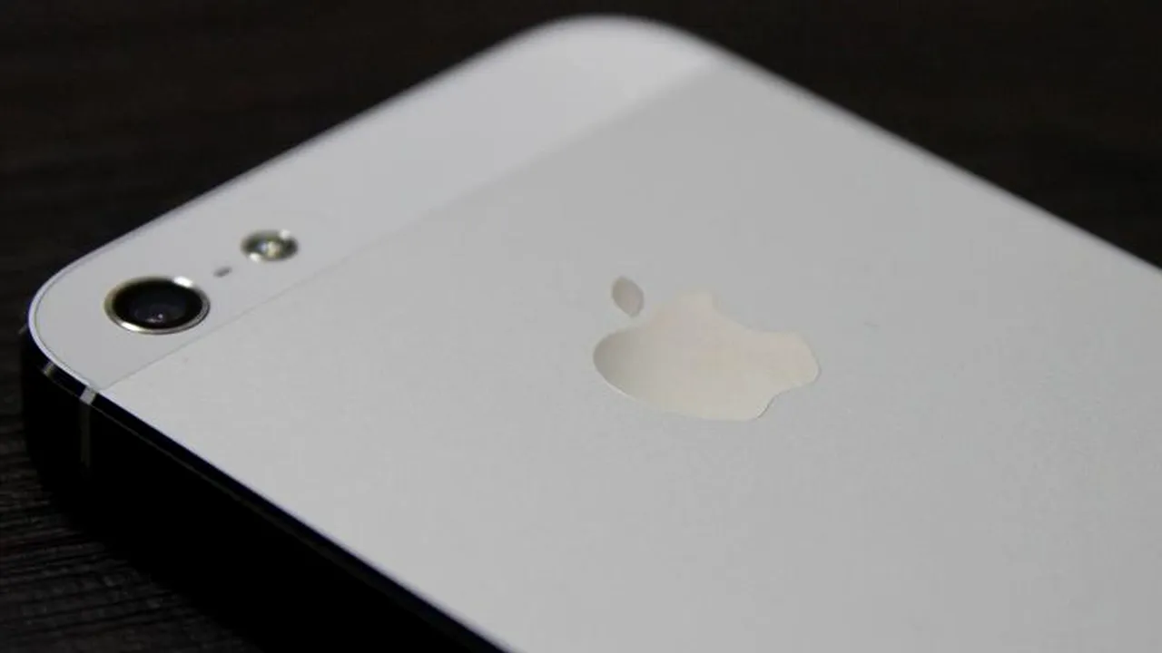 Cum arată senzorul de amprente de pe iPhone 5S