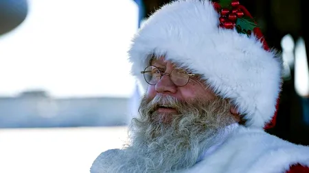 Un Moș Crăciun băut a intrat într-o casă din Germania / Cum și-a dus cadourile la destinatari?