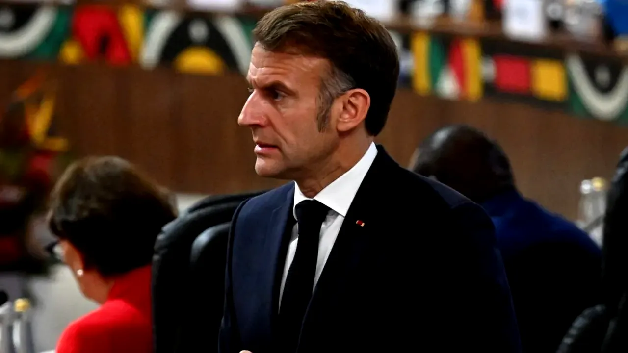 „Armistițiul“ dintre Putin și Macron, în pericol: Franța acuză Rusia că a înscenat un plan prin care să-l implice pe Macron în cazul Epstein