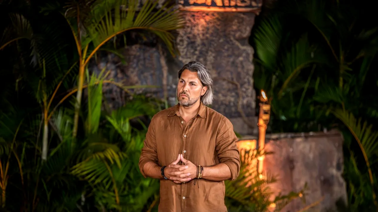 Cine l-a însoțit pe Adi Vasile, prezentatorul ”Survivor”, la filmări. ”Nu va fi ușor când va pleca acasă”