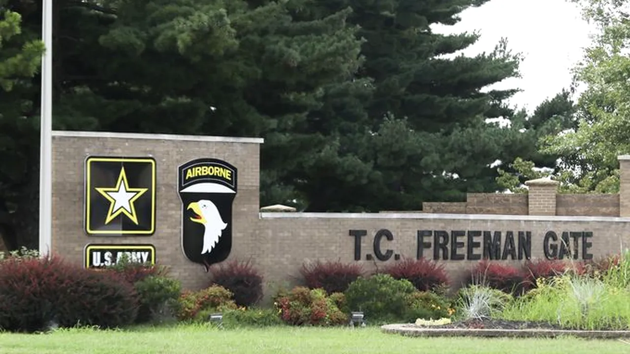 Militari americani au furat arme dintr-o bază militară și le-au vândut pe e-bay. Cumpărători și-au găsit și-n România