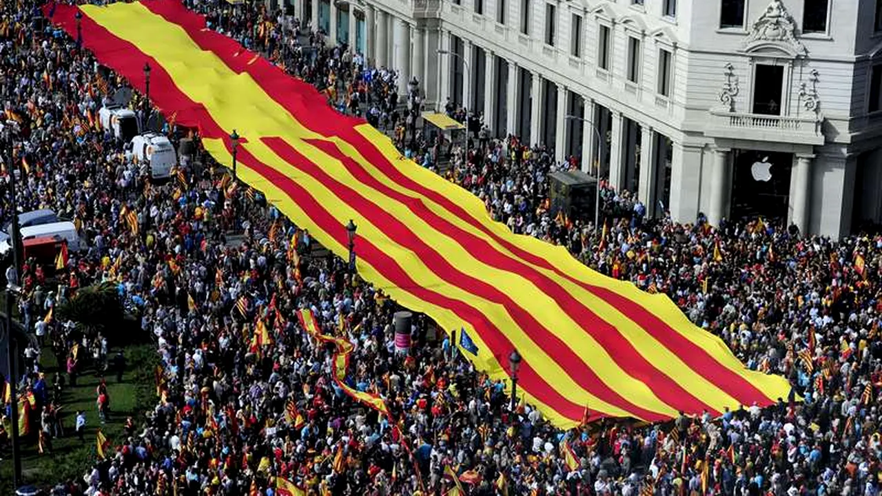 Guvernul catalan a suspendat campania, dar nu renunță la referendumul pentru independență