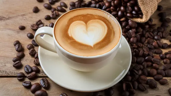 Momentul ideal din zi pentru a consuma cafea. Ce spune un specialist:  „Este ca și cum ai accelera un motor care deja merge la turație maximă”