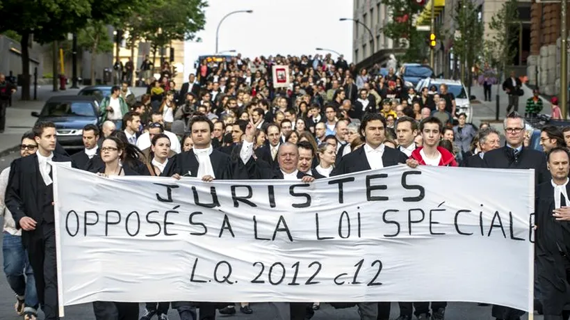 Manifestație inedită a avocaților la Montreal, împotriva legii speciale