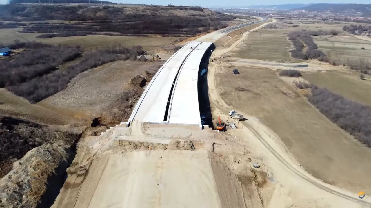 Autostrada Sibiu-Pitești. CNAIR anunță când vom putea circula pe primii kilometri