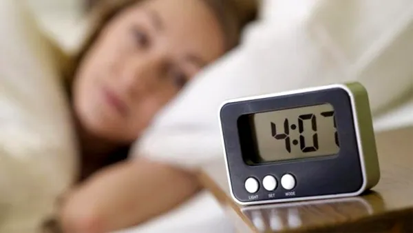 Când trece România la ora de vară în 2026. Românii vor da ceasurile cu o oră înainte 