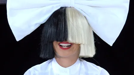 Celebra cântăreață Sia, gest incredibil: a publicat o poză nud cu ea, pentru ca paparazzii să nu obțină niciun ban