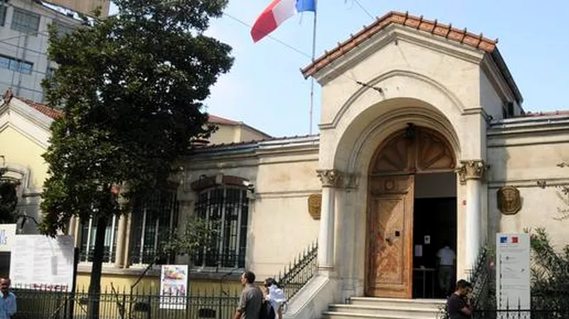 Ambasada Franței de la Istanbul, închisă